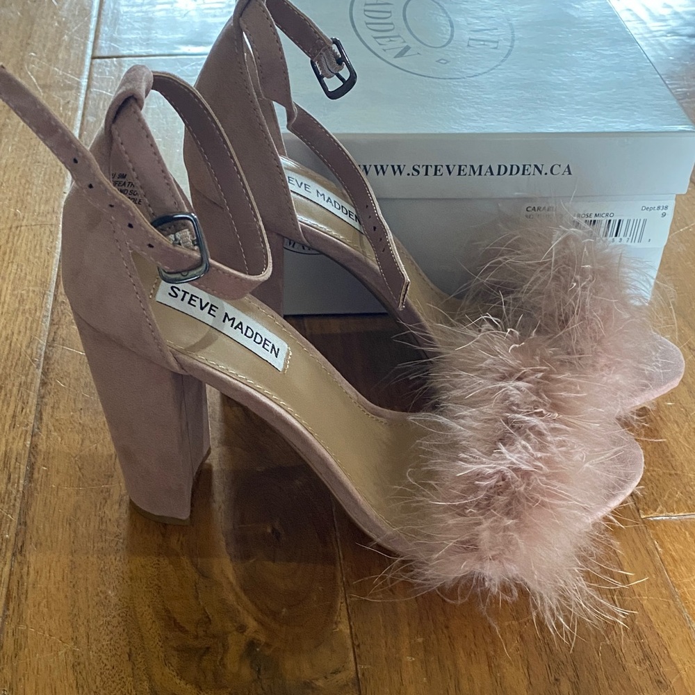 Steve Madden Blush Feathered Heels